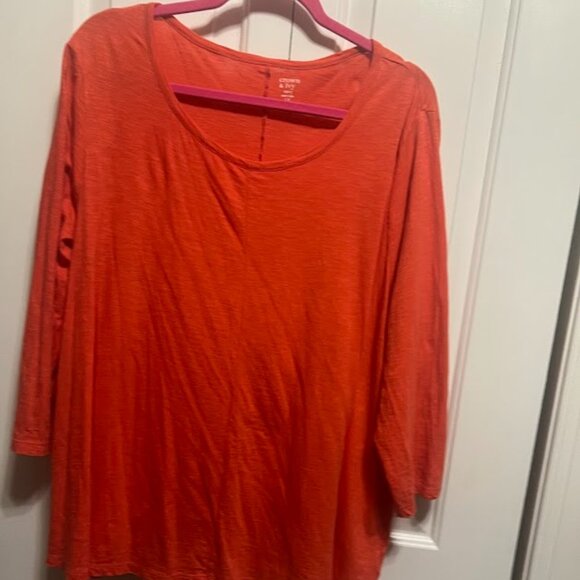 Crown & Ivy Women''s top - Picture 1 of 2